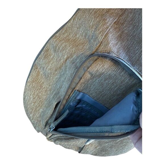 SEEU Waterproof Sling bag Men Women, Chest Backpacks for Multipurpose Daypack - Picture 5 of 12